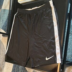 Nike Men's Black and White Athletic Shorts